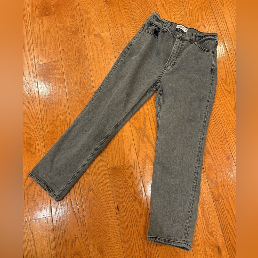 Abercrombie & Fitch The Ankle Straight Ultra High Rise Jeans Gray Wash Size 29/8